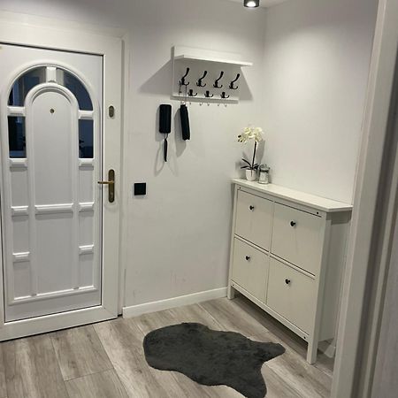 Apartament 2 Pokojowy W Centrum Miasta Żagań Εξωτερικό φωτογραφία